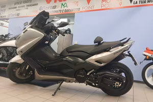 Yamaha T Max 530
