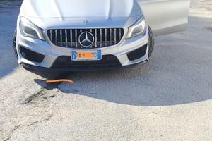 Mercedes benz CLA 4 matic sport AMG