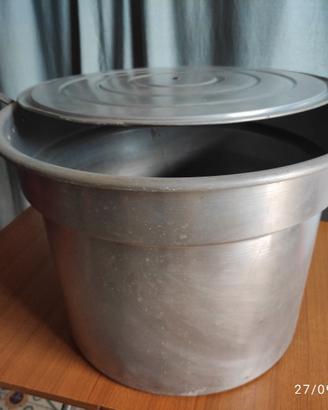 PENTOLA A CALDAIA IN ALLUMINIO CON COPERCHIO