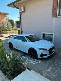 Audi TT Coupe 45 2.0 tfsi Sline competition