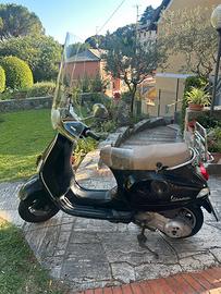 Vespa LX 150