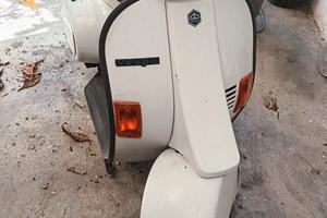 vespa 50 V