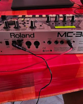 roland  MC-307