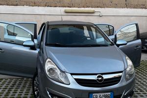 Opel corsa 5 porte *Finanziabile