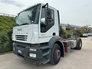 Stralis 2 assi interasse 3800