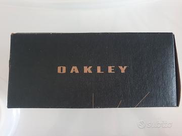 occhiali da sole Oakley