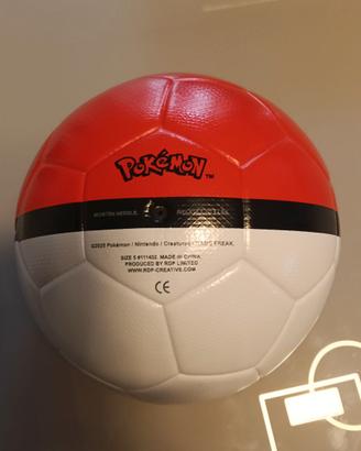 Pallone da calcio taglia 5 Poke-Ball originale