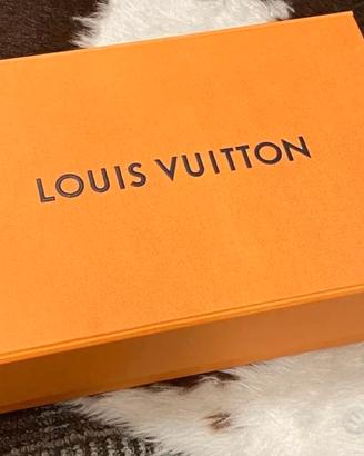 Scatola LOUIS VUITTON cm25x18x8h Nuova