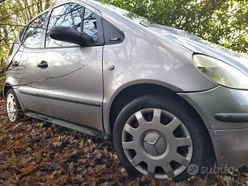 RICAMBI MERCEDES CLA 170  2001 + CERCHIONI IN LEGA