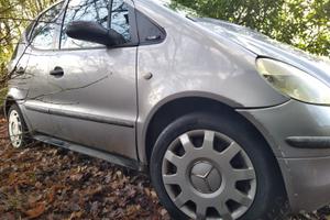 RICAMBI MERCEDES CLA 170  2001 + CERCHIONI IN LEGA