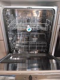 Lavastoviglie Electrolux 