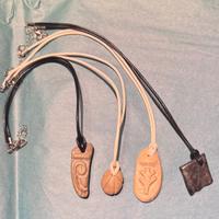 Ciondolo portafortuna in pietra naturale