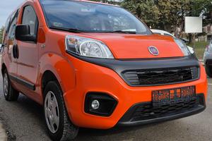 FIAT Qubo 1.4 8V 77 CV Lounge Natural Power