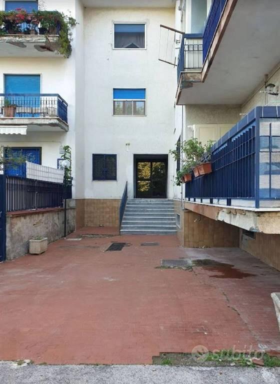 Immobile in asta di 400 m² a Marano di Napoli - Vista 3