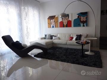 Divano 3 posti con chaise longue in pelle bianco