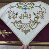 Paramento sacro antico