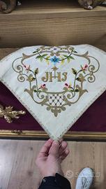 Paramento sacro antico