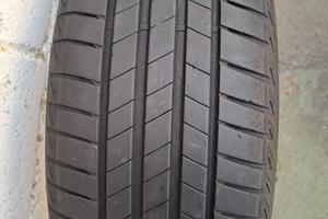gomma Bridgestone turanza 205 40 r17 
