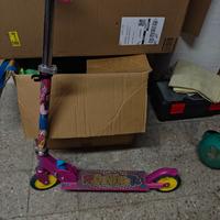 monopattino bambina Me contro te
