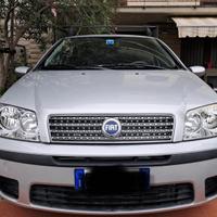 FIAT PUNTO 1.2 BENZ 3.serie 2008, con gancio