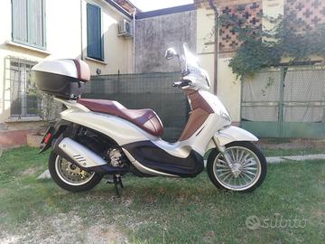 Piaggio Beverly 300
