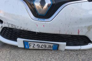 Renault Zoe Zen R135 FLEX carica rapida incidentat