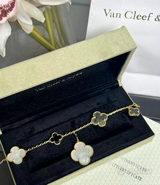 Bracciale Van Cleef & Arpels, mai usato