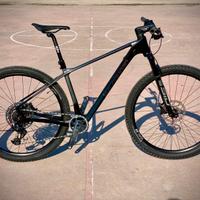 MTB Hardtail - Lee Cougan Rampage Front
