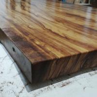TOP CUCINA. LEGNO DI ULIVO. 
