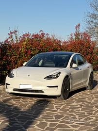 Tesla Model 3 - Garanzia 2028 - Autopilot Avanzato