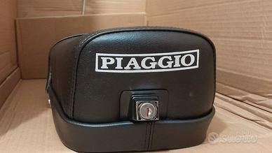 Sella vespa et3 serratura,sella et3 levetta nuove