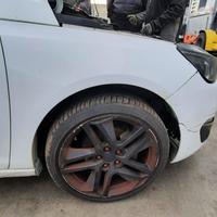 PEUGEOT 308 ANNO 2015 - PARAFANGO DESTRO