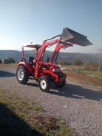 trattore DF 404 g2 40cv