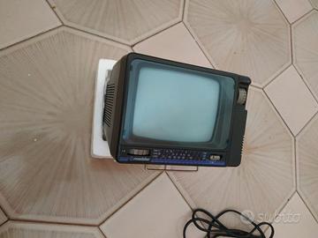 Tv bianco e nero portatile