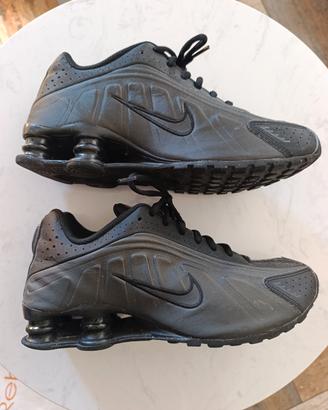 Nike shox  Eur 40
