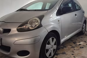 Toyota Aygo 1.0 12V VVT-i 5 porte Sol