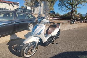 Piaggio Beverly 300 i.e.