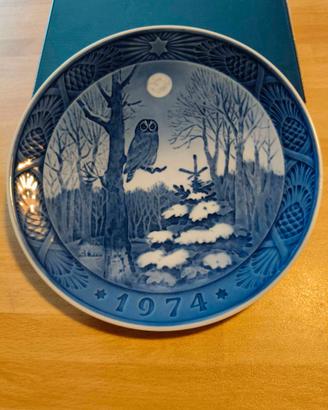 Piatto Royal Copenaghen 1974 originale
