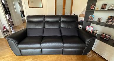 Divano Poltrone sofà in vera pelle