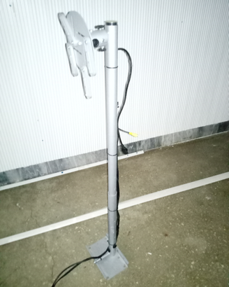 Staffa per videoproiettore