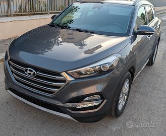 Hyundai Tucson 1.7 diesel xpossible