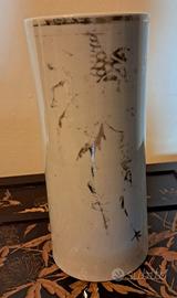 Antico vaso  cinese cilindrico