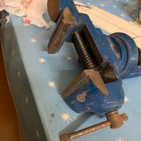 Morsa girevole da banco