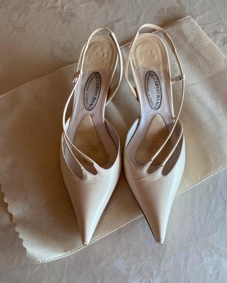 Scarpe beige in pelle da sposa