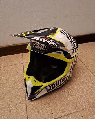 Casco Airoh Wraap