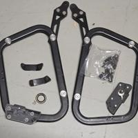 XSR 125 KIT MONTAGGIO E VALIGIE LATERALI