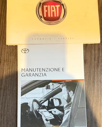 Libretti uso e manutenzione auto Fiat e Toyota
