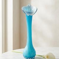 Vaso vintage calla in vetro incamiciato opalino