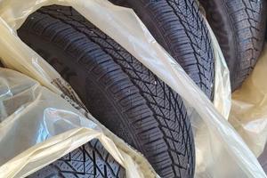 gomme invernali 165 70 14 