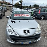 Peugeot 206 1.1 gpl 2011